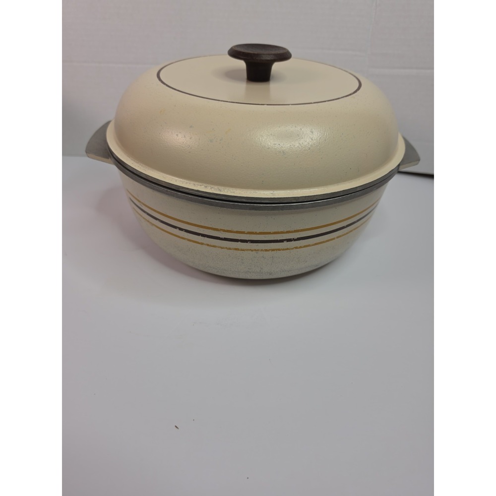 Vintage Regal Ware Dutch Oven 5qt Aluminum Stock Pot  Lid Beige Stripe